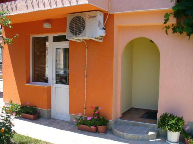Guest House Alex Chernomorets Exterior photo
